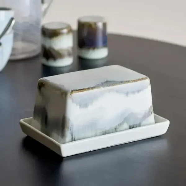 Butter dish illustration
